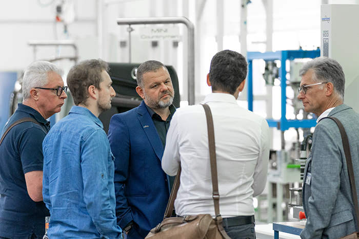 Historische Reise durch Ultraschall-Standardmaschinen & Generatoren