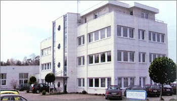 Neubau im Industriegebiet in Karlsbad-Ittersbach im Jahre 1994.