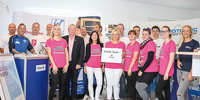 Das gesamte Team vom Fitnessstudio Weckenmann, Scharinger & Friends und Sponsoren.