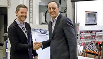 Ingo Nagel, Geschäftsführer der SONOTRONIC Nagel GmbH und Carlos Comez, Geschäftsführer der SONOTRONIC Nagel, S.L. in Spanien, nahe Barcelona