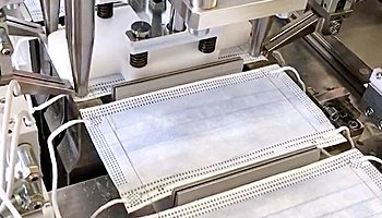 Masse mit Klasse: Serienproduktion von Mund-Nasen-Masken mittels Ultraschall